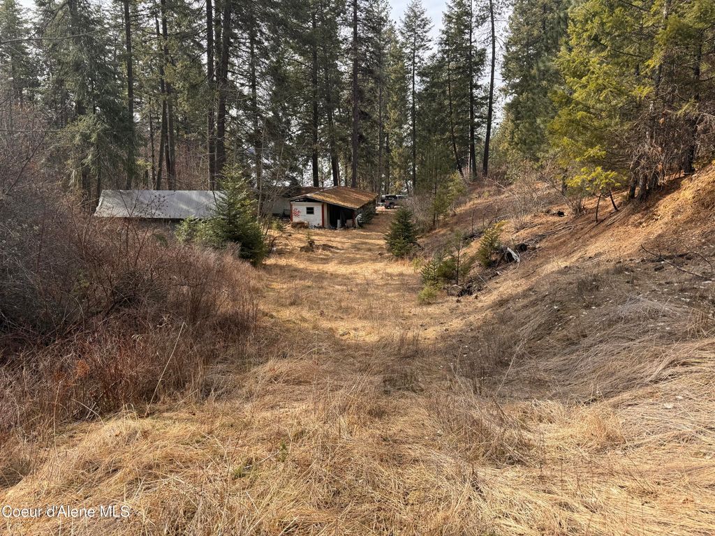 32102 S Highway 97, Harrison, ID 83833