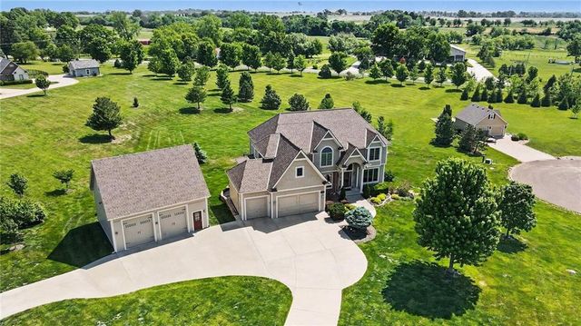25162 176th Street, Leavenworth, KS 66048