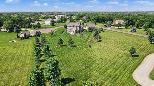 25162 176th Street, Leavenworth, KS 66048