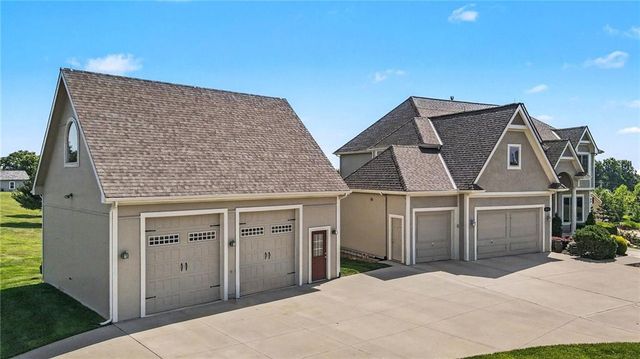 25162 176th Street, Leavenworth, KS 66048