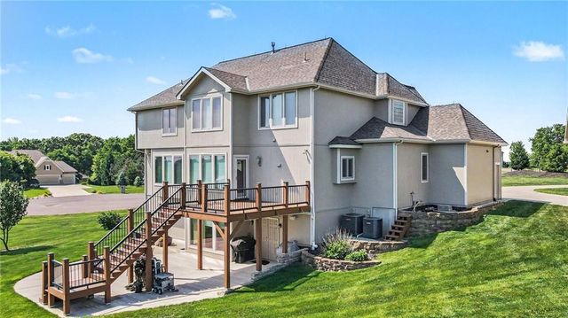 25162 176th Street, Leavenworth, KS 66048