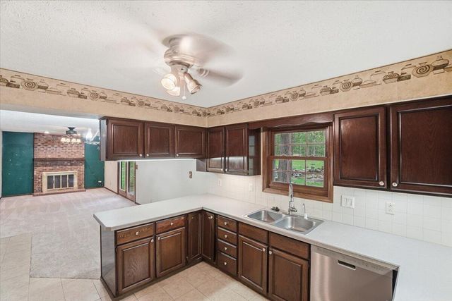 15888 Hawn Road, Plain City, OH 43064