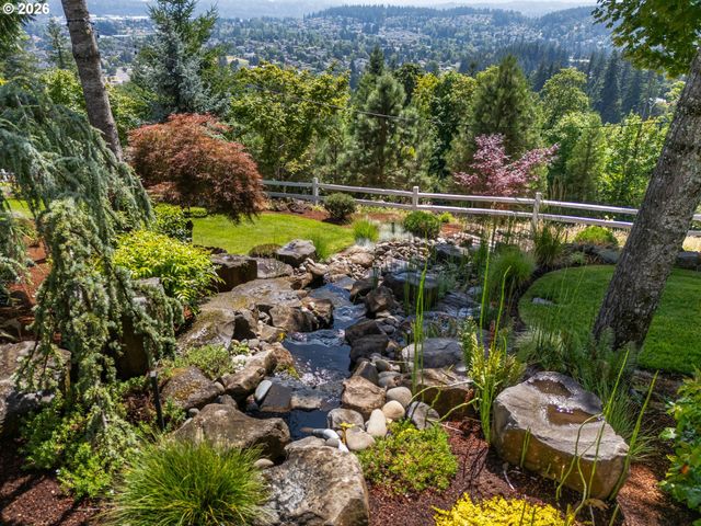 12035 Se WINTERCRESS Ct, Happy Valley, OR 97086