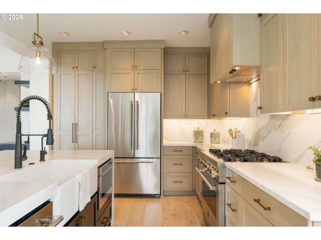 12035 Se WINTERCRESS Ct, Happy Valley, OR 97086