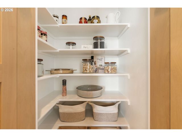 12035 Se WINTERCRESS Ct, Happy Valley, OR 97086