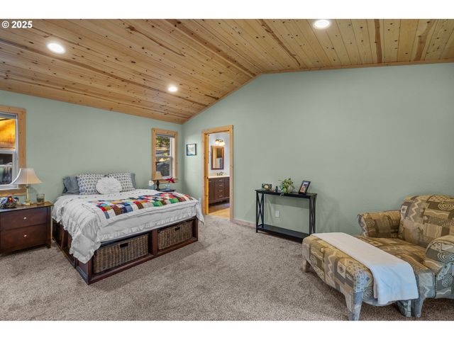 26508 RAINBOW Rd, Canyon City, OR 97820