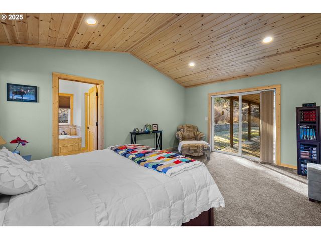 26508 RAINBOW Rd, Canyon City, OR 97820