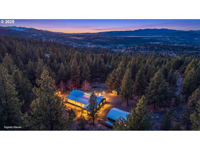 26508 RAINBOW Rd, Canyon City, OR 97820