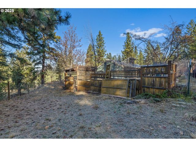 26508 RAINBOW Rd, Canyon City, OR 97820