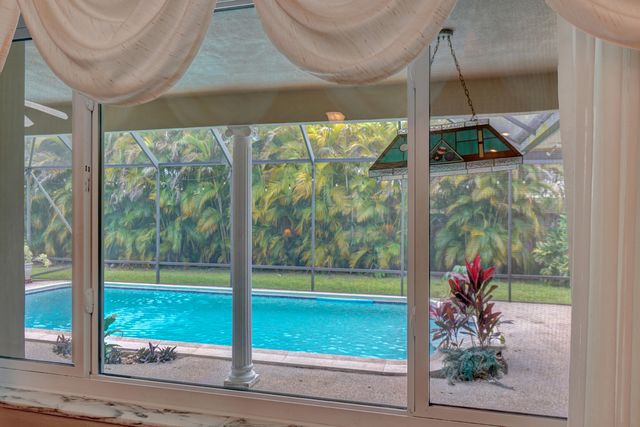 7241 NW 5th Court, Plantation, FL 33317