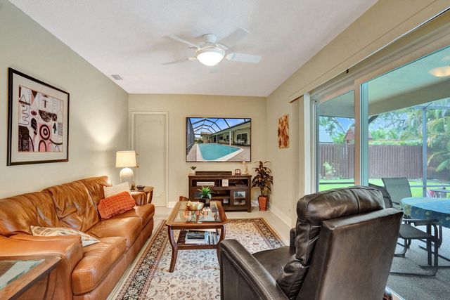 7241 NW 5th Court, Plantation, FL 33317