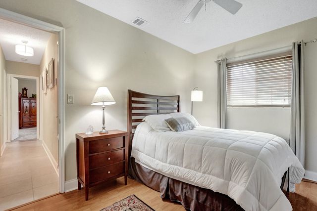 7241 NW 5th Court, Plantation, FL 33317