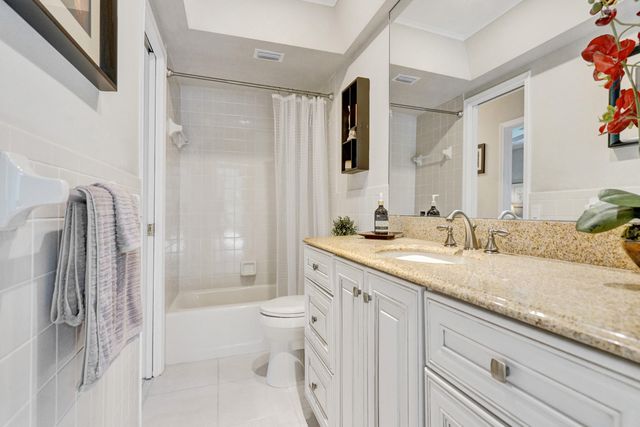 7241 NW 5th Court, Plantation, FL 33317