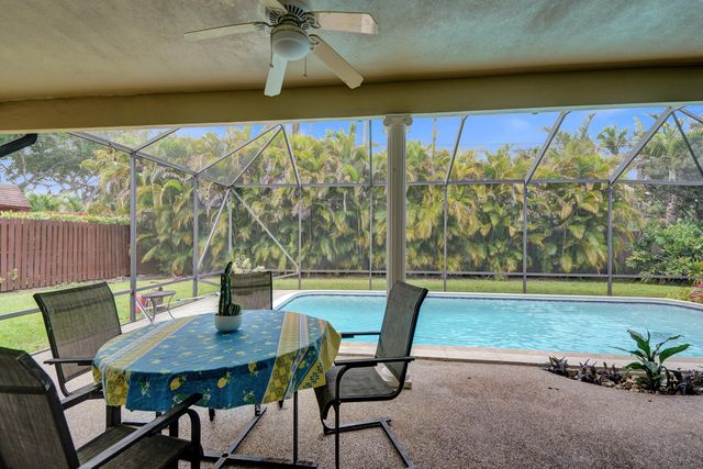 7241 NW 5th Court, Plantation, FL 33317