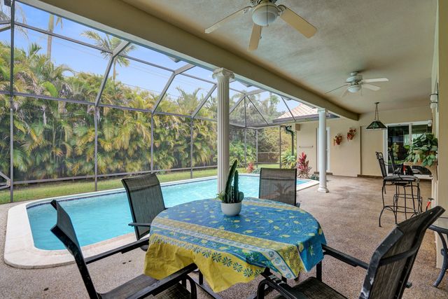 7241 NW 5th Court, Plantation, FL 33317