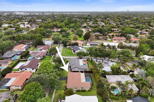 7241 NW 5th Court, Plantation, FL 33317