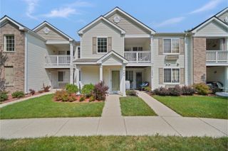 1484 McCLURE Road 1484, Aurora, IL 60505