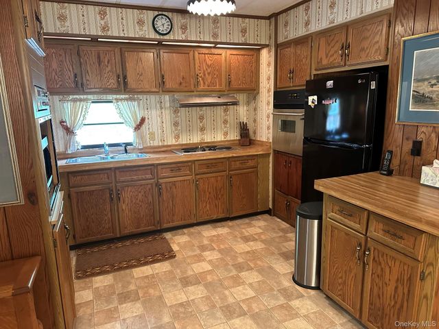 46 Elm Hollow Road, Livingston Manor, NY 12758
