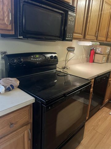 23364 Cornerstone Village Drive, Southfield, MI 48075