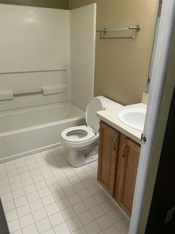 23364 Cornerstone Village Drive, Southfield, MI 48075