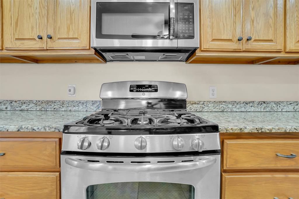 Image 15 of property listing at Address unavailable.