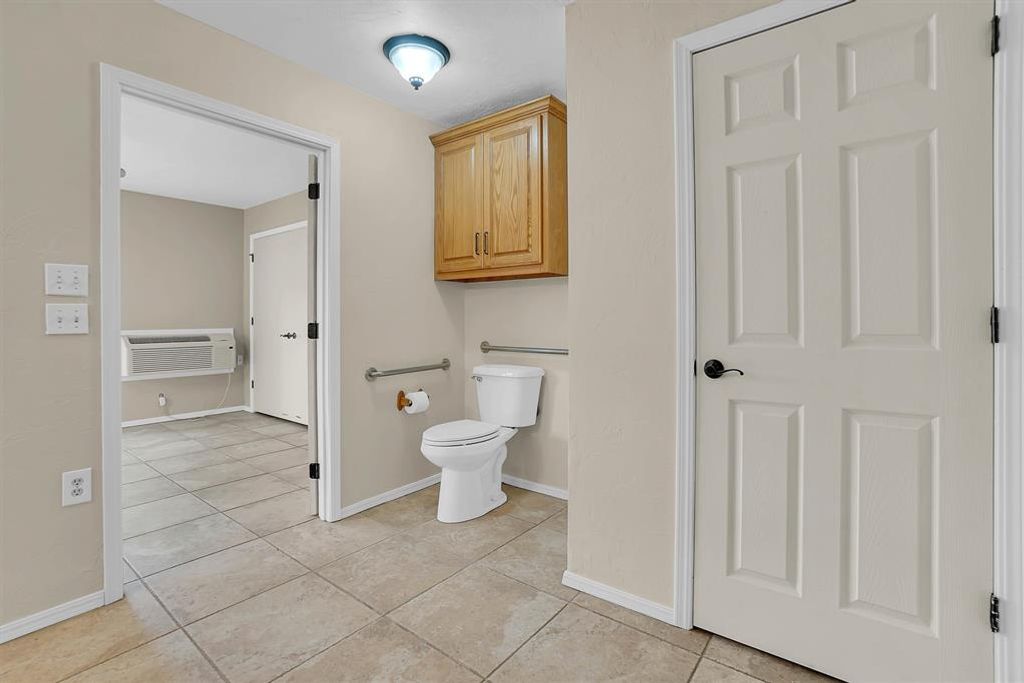 Image 23 of property listing at Address unavailable.