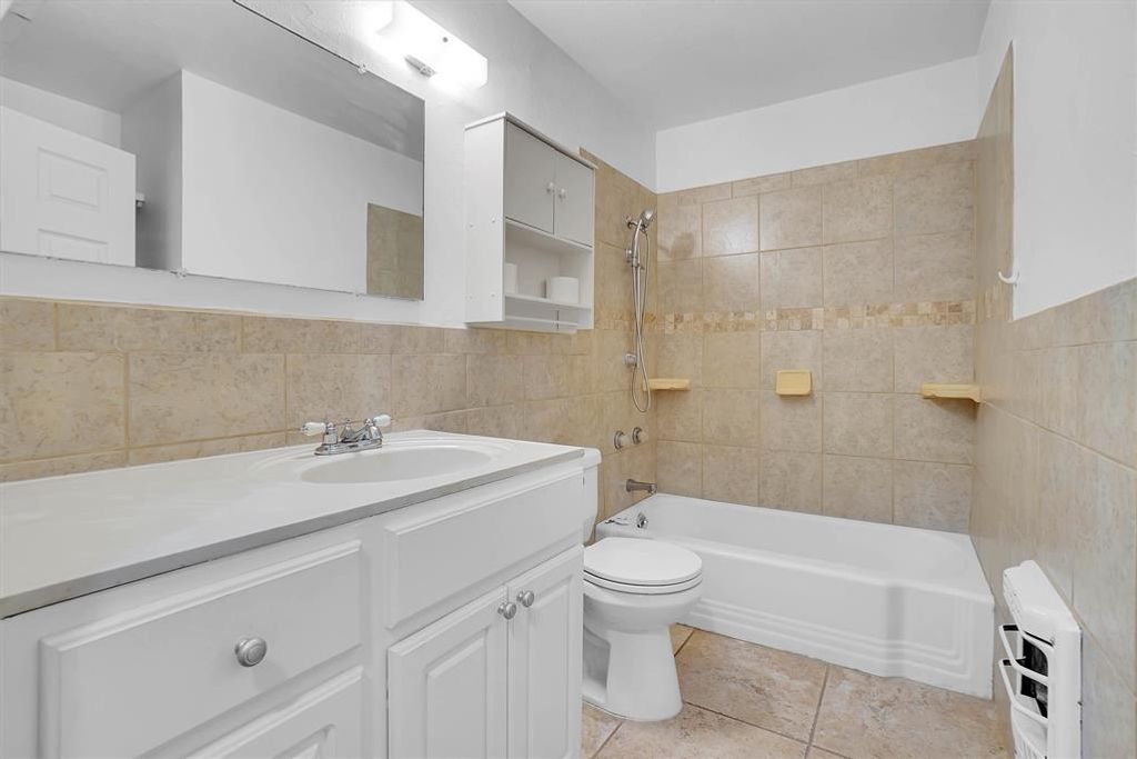 Image 31 of property listing at Address unavailable.