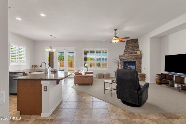8372 W ANTELOPE Drive, Peoria, AZ 85383