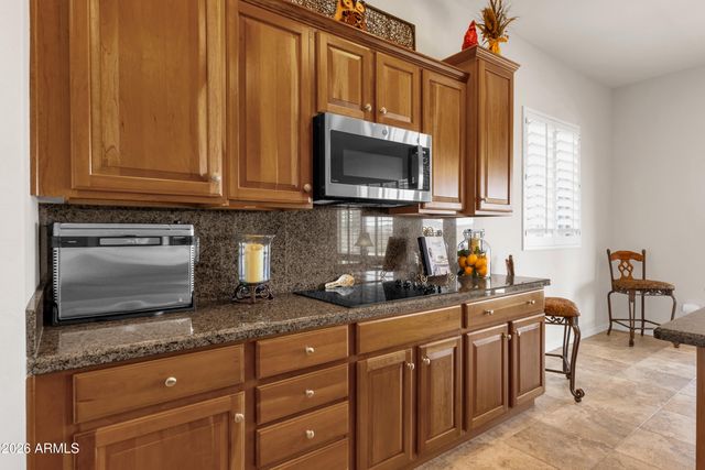 8372 W ANTELOPE Drive, Peoria, AZ 85383