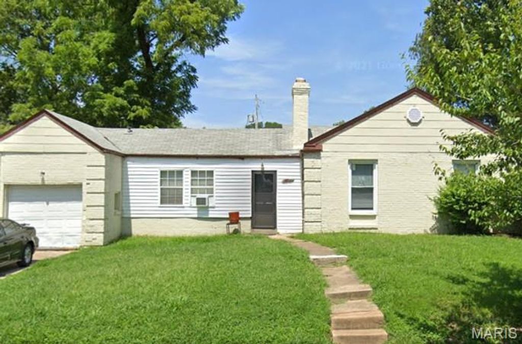 7515 Shaftesbury Avenue, University City, MO 63130