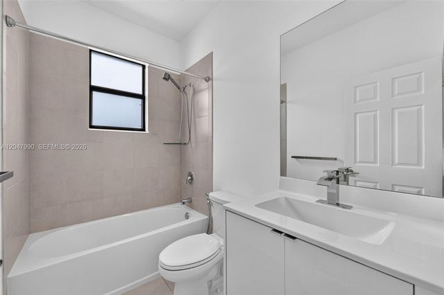 10908 W 32nd Lane, Hialeah, FL 33018