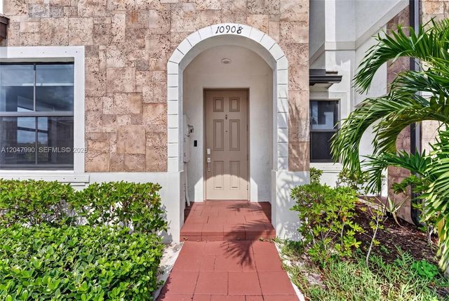 10908 W 32nd Lane, Hialeah, FL 33018