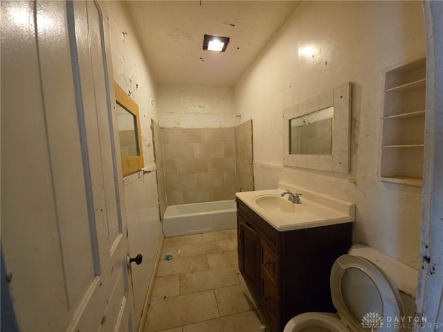 1527 W 1st Street, Dayton, OH 45402