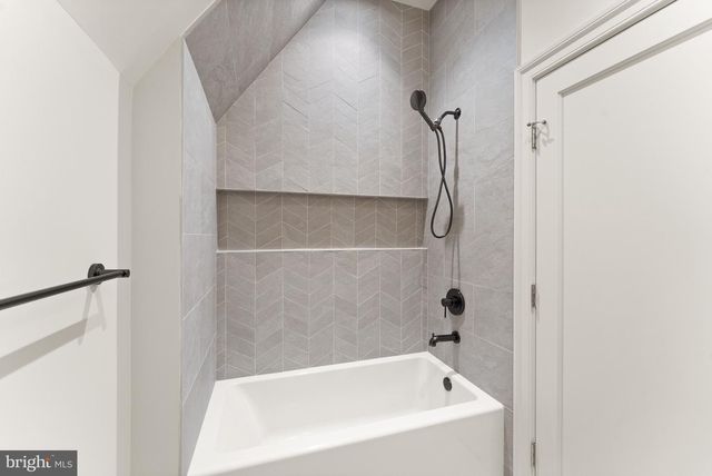 6811 WEMBERLY WAY, Mclean, VA 22101