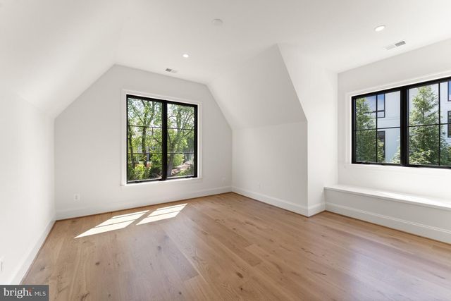 6811 WEMBERLY WAY, Mclean, VA 22101
