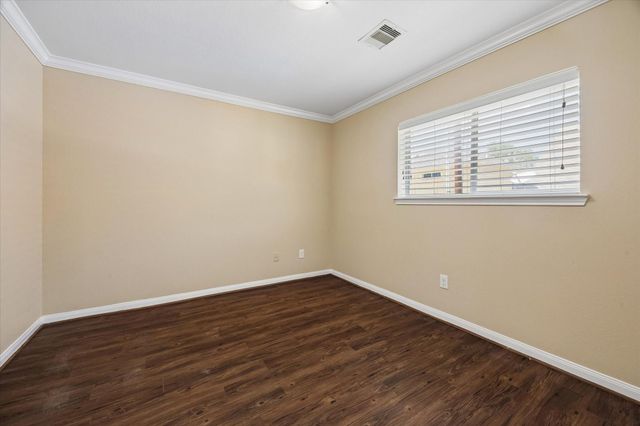 427 W 16th Street 21, Houston, TX 77008