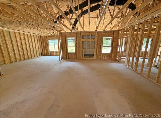 40 Quarter Court, Spring Lake, NC 28390
