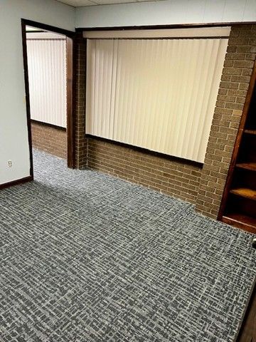 3000 N Market Avenue D, Fayetteville, AR 72703