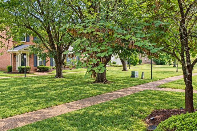 1338 General George Patton Rd, Nashville, TN 37221