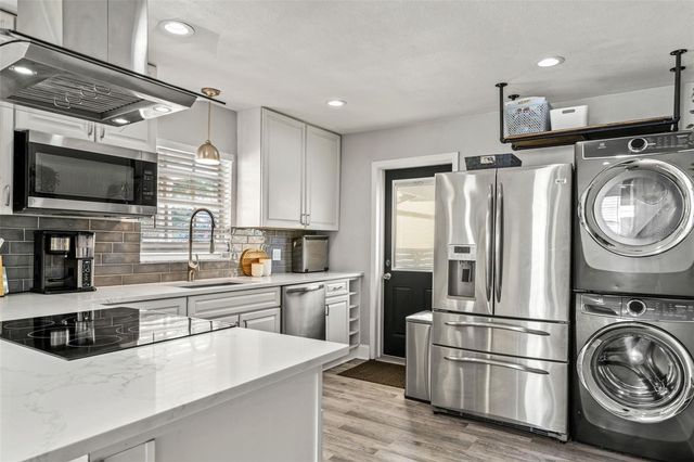 4703 N WILLIS STREET, Tampa, FL 33603