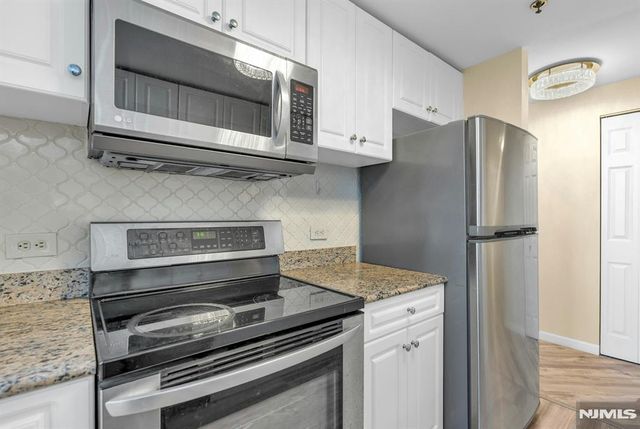 100 Old Palisade 3101, Fort Lee, NJ 07024