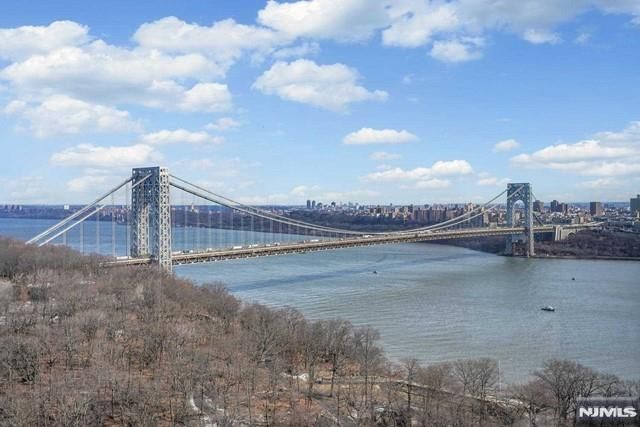 100 Old Palisade 3101, Fort Lee, NJ 07024