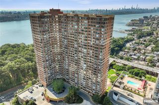 100 Old Palisade 3101, Fort Lee, NJ 07024