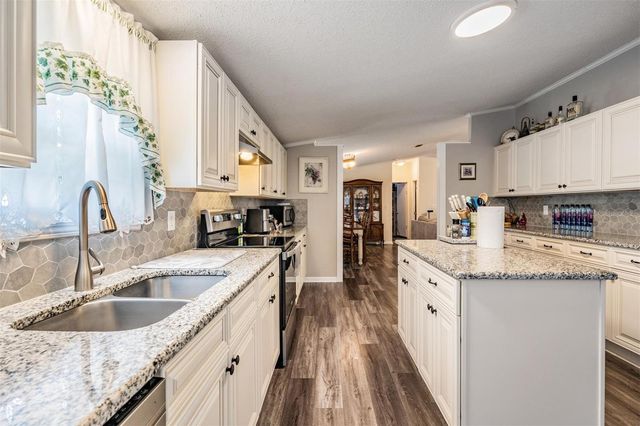 13544 KENT BRADLEY STREET, Dade City, FL 33525