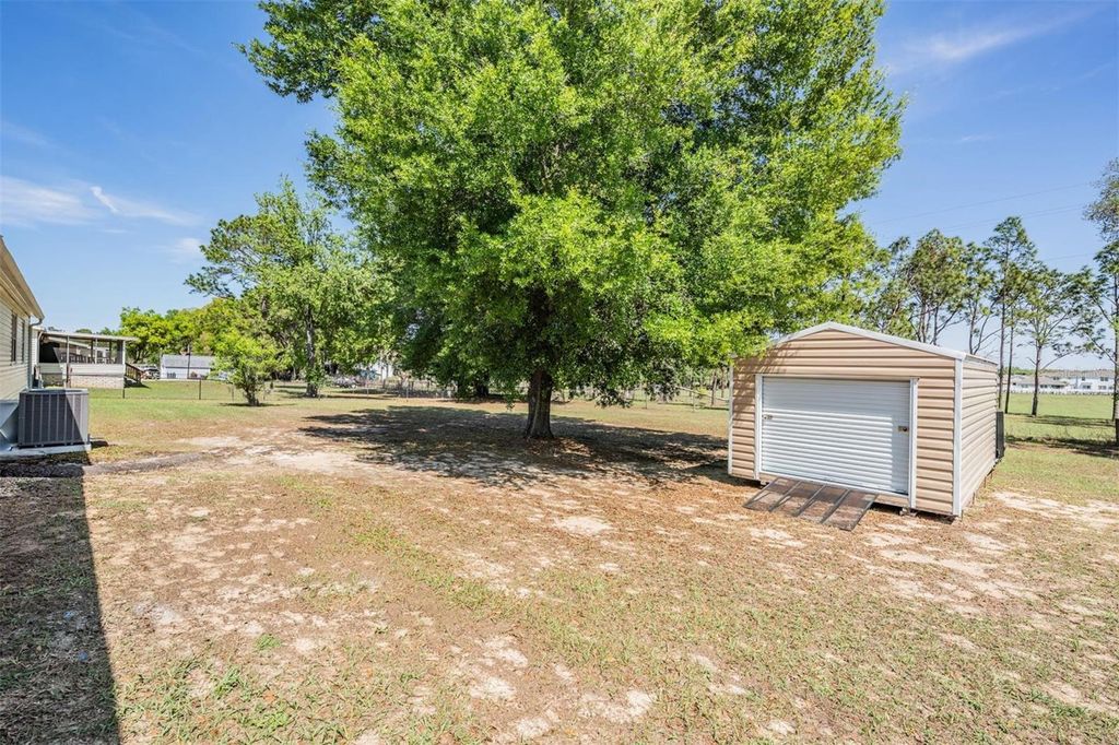 Image 18 of property listing at 13544 KENT BRADLEY STREET, Dade City, FL 33525
