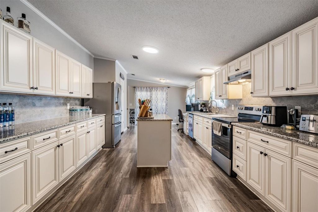 Image 4 of property listing at 13544 KENT BRADLEY STREET, Dade City, FL 33525