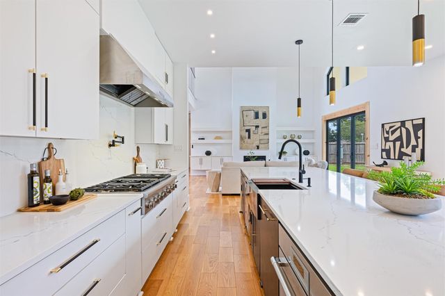 1730 Parana Drive, Houston, TX 77080