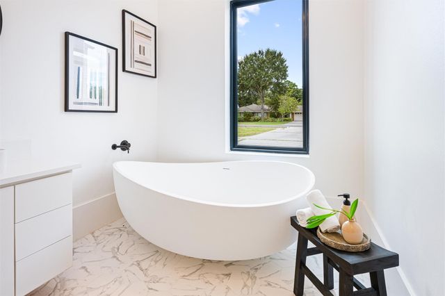 1730 Parana Drive, Houston, TX 77080