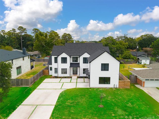 1730 Parana Drive, Houston, TX 77080