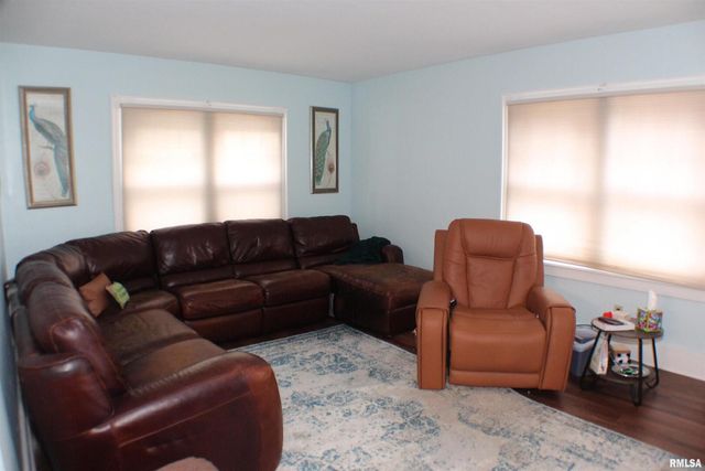 2723 Arlington Avenue, Davenport, IA 52803